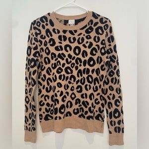 Leopard Print Sweater SOFT! Crew neck Woman’s Size M Black and Brown